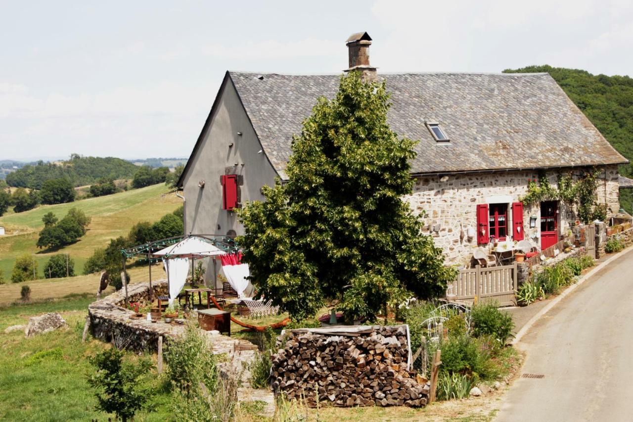 Sauvat Chez Marraineヴィラ エクステリア 写真